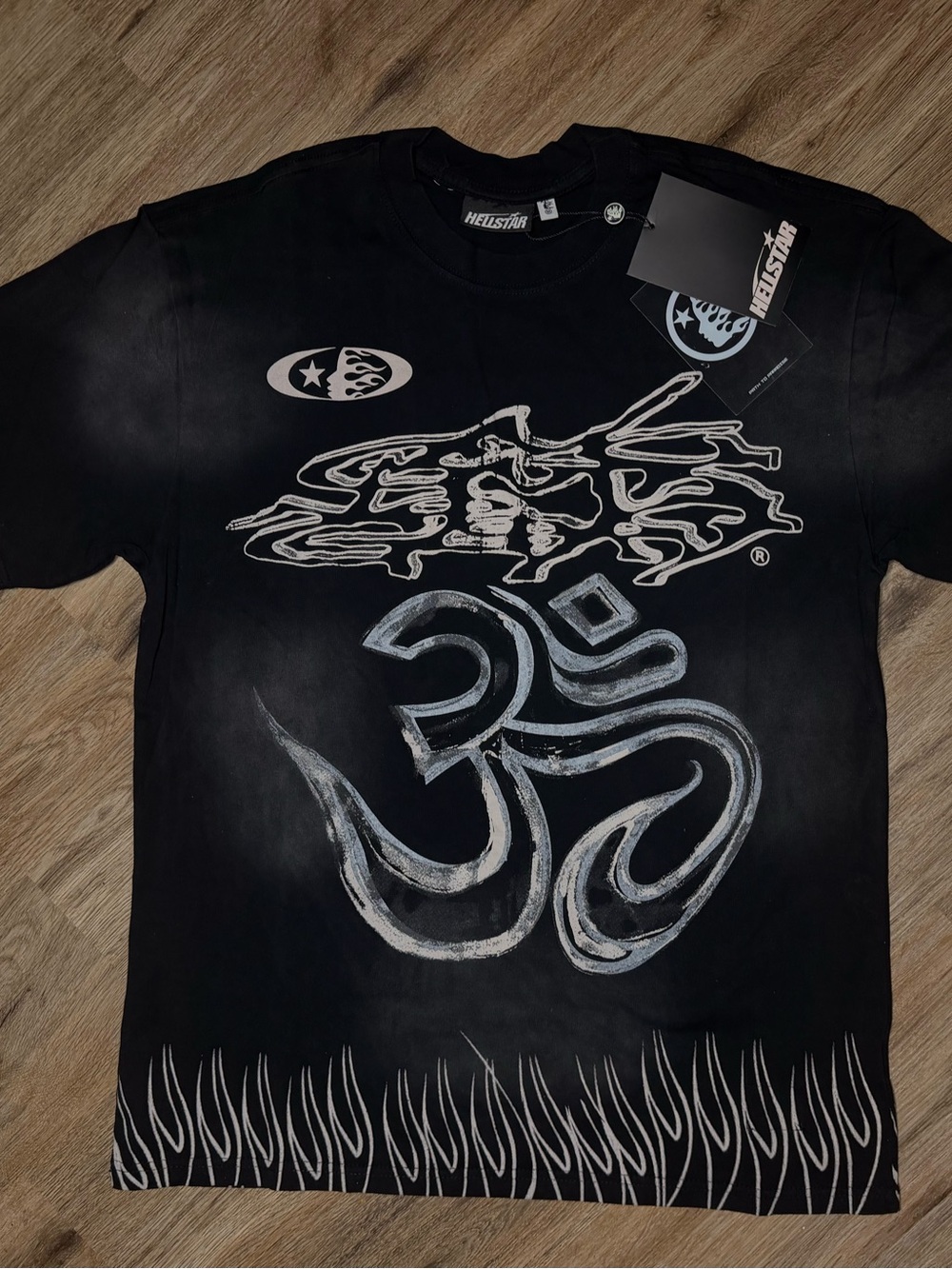 Hellstar Flame Tee โ Black | Size M